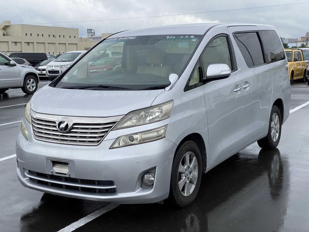 2010 Toyota Vellfire 2.4 4WD campervan conversion (new shape) — photo 1 of 24