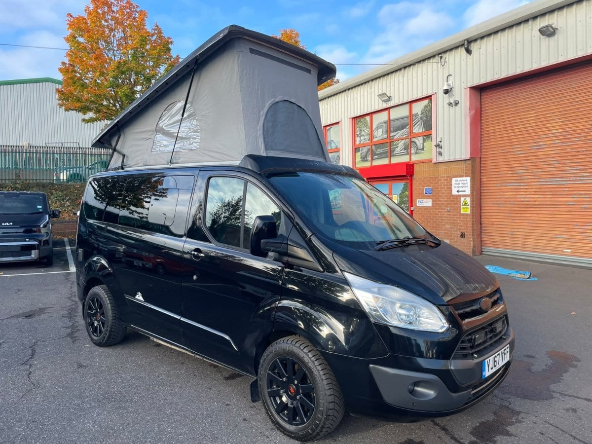 Ford Transit Custom - image 1 of 40