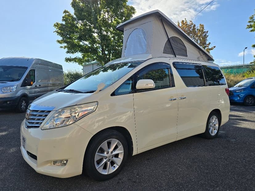 2008 Toyota Alphard