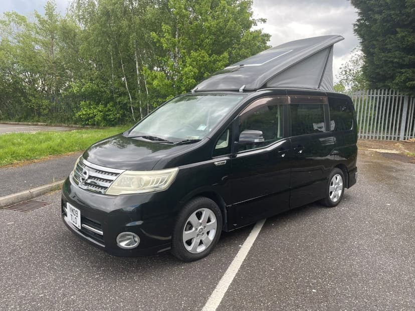 2009 Nissan Serena