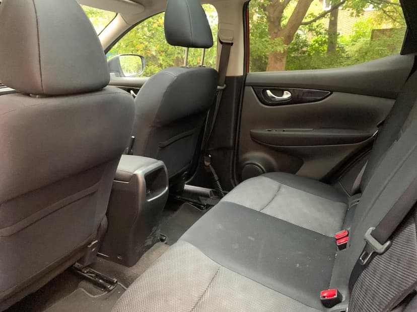 2015 NISSAN QASHQAI