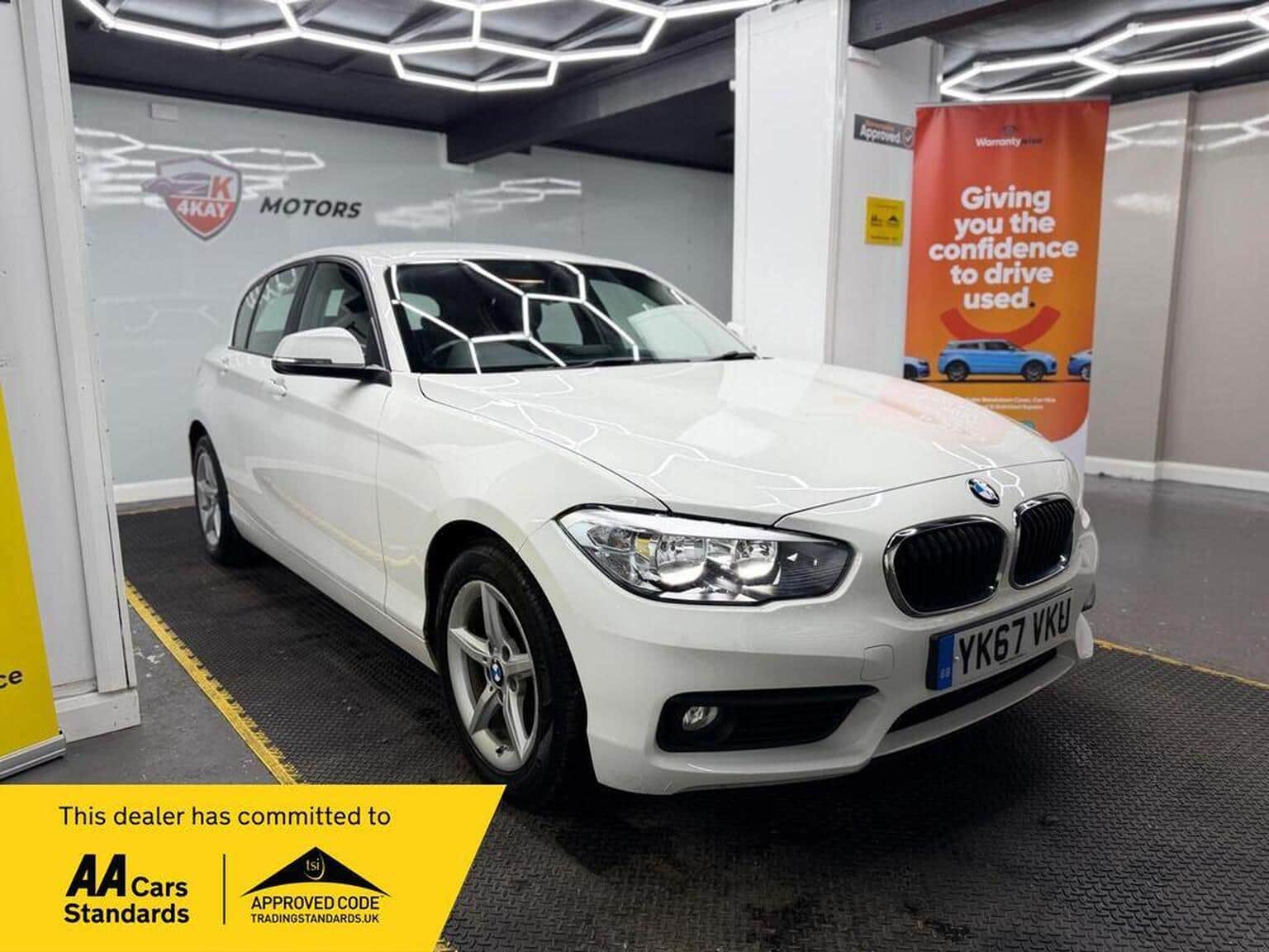 BMW 1 Series - image 1 of 72
