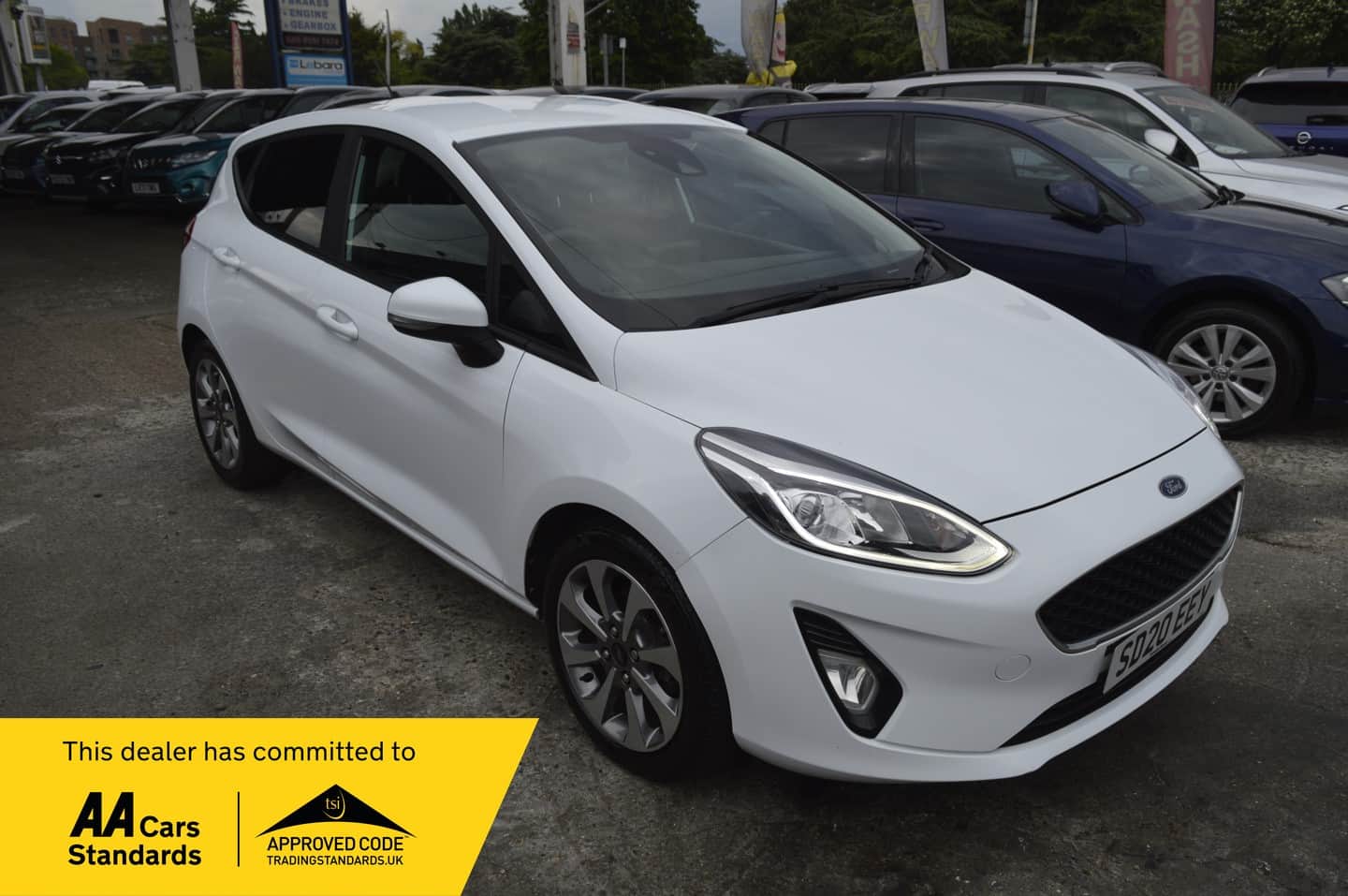 Ford Fiesta - image 1 of 24