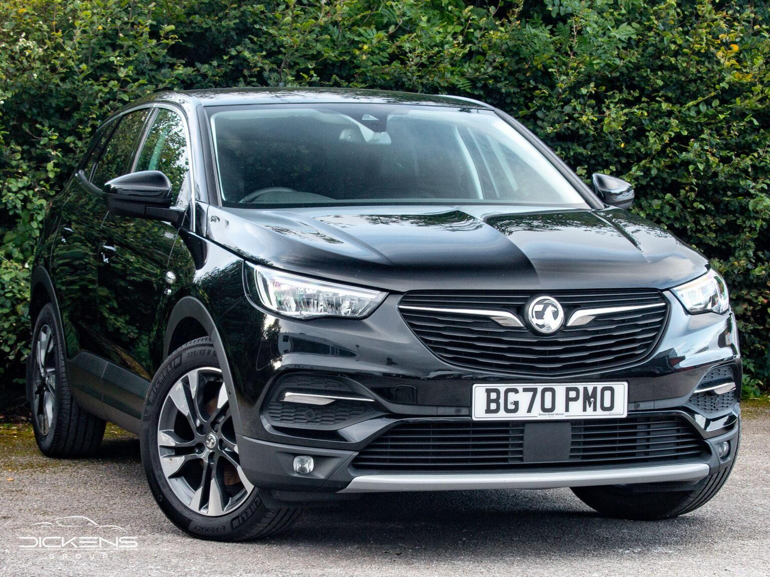 Vauxhall Grandland X - image 1 of 30