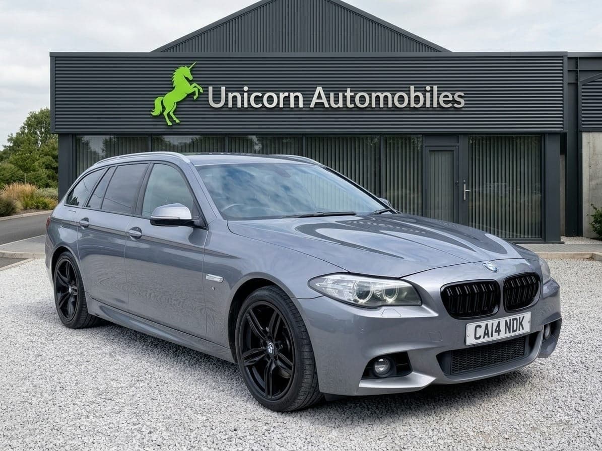 BMW 5 Series - image 1 of 28