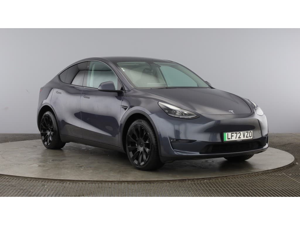 Tesla Model Y - image 1 of 19
