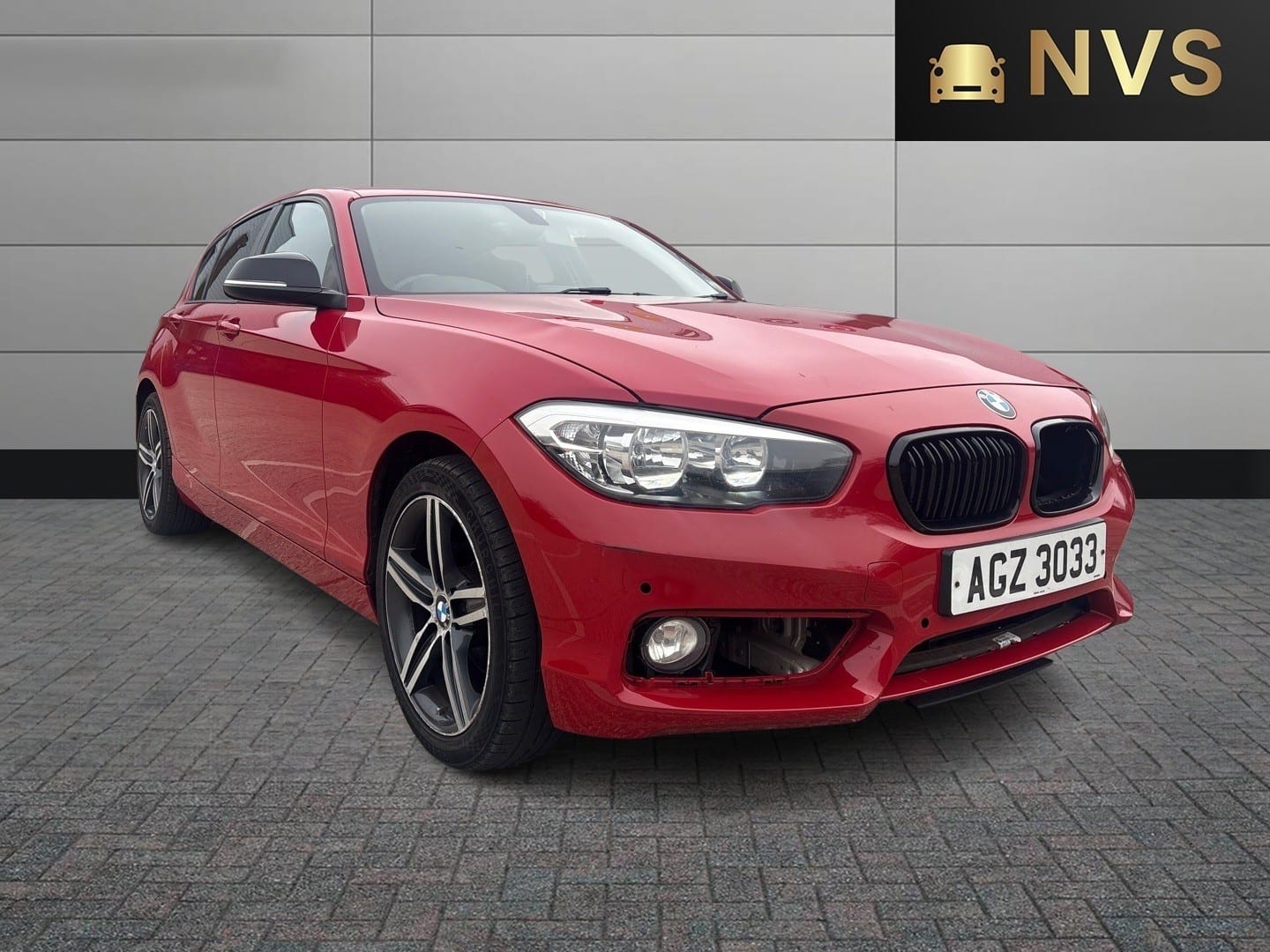 BMW 1 SERIES - image 1 of 13