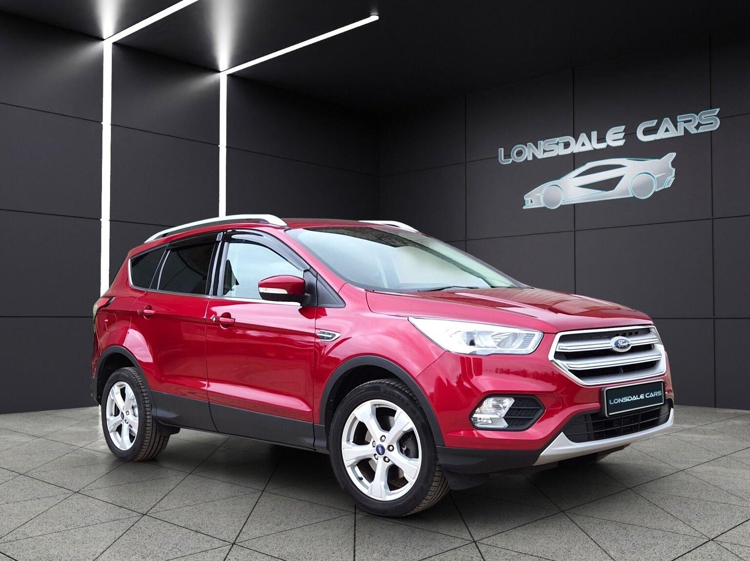 Ford Kuga - image 1 of 34