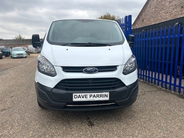 2018 Ford Transit Custom 2.0 TDCi 290 in white — photo 1 of 12