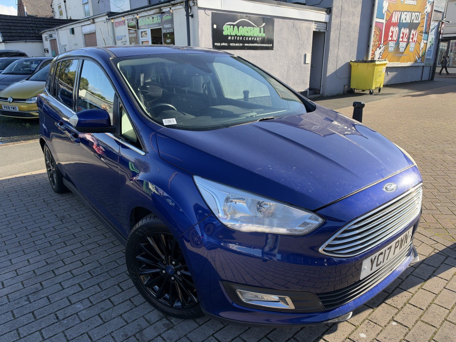 Ford Grand C-MAX - image 1 of 12