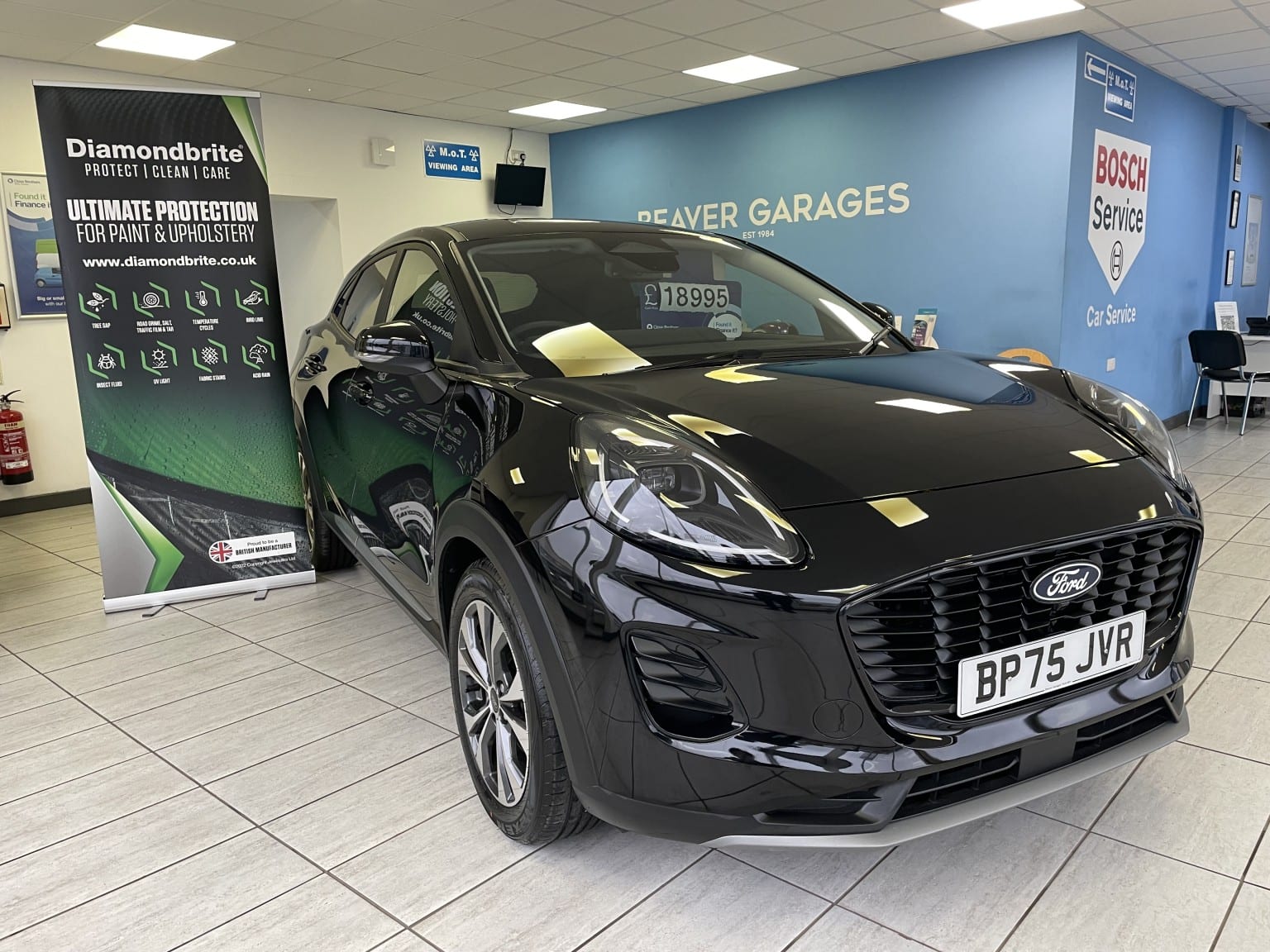 Ford Puma - image 1 of 39