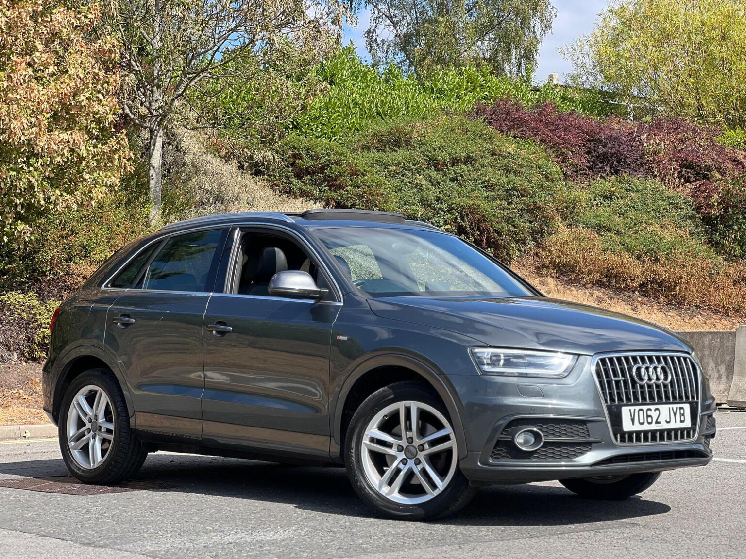 Audi Q3 - image 1 of 46