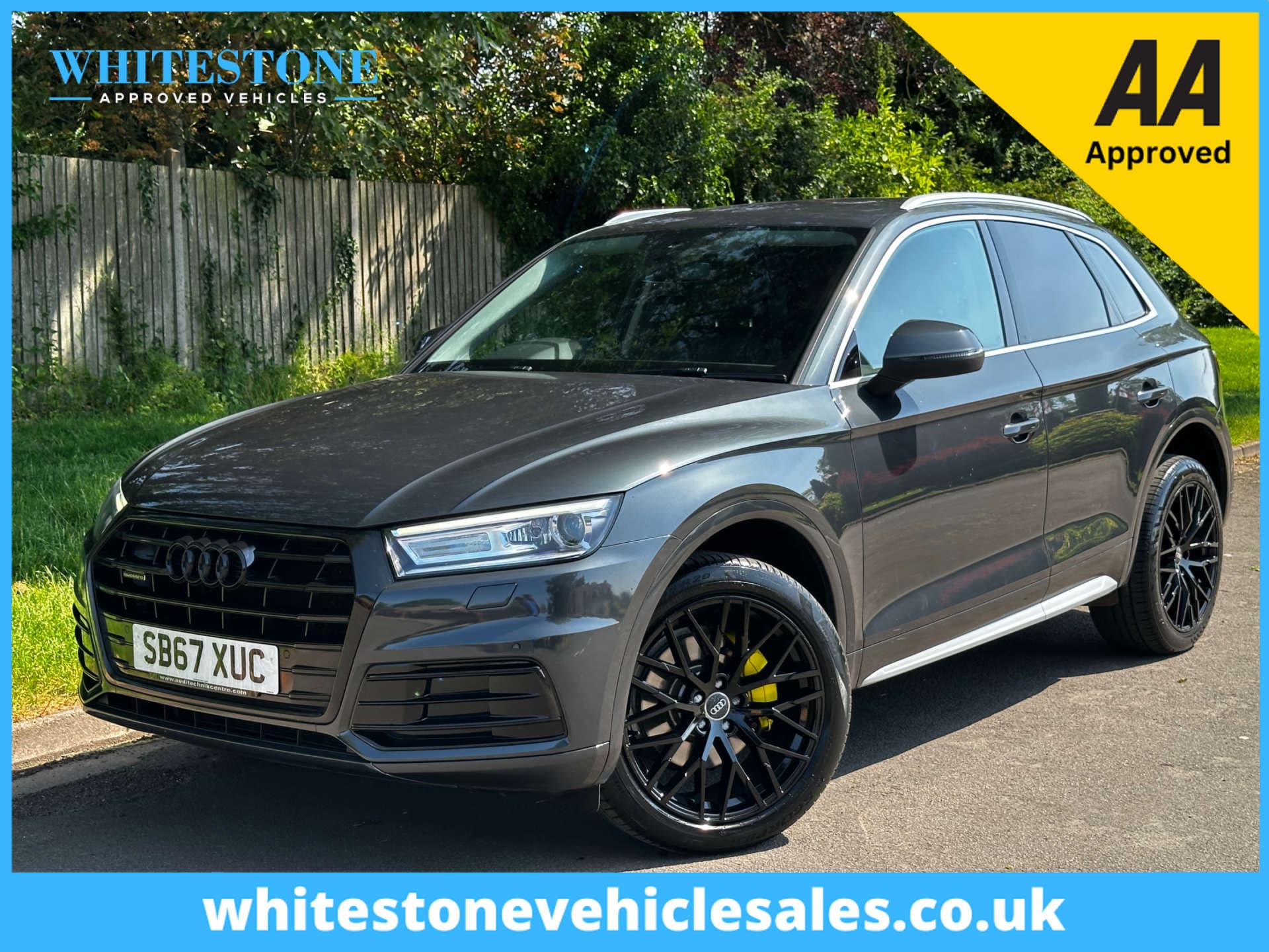 Audi Q5 - image 1 of 38