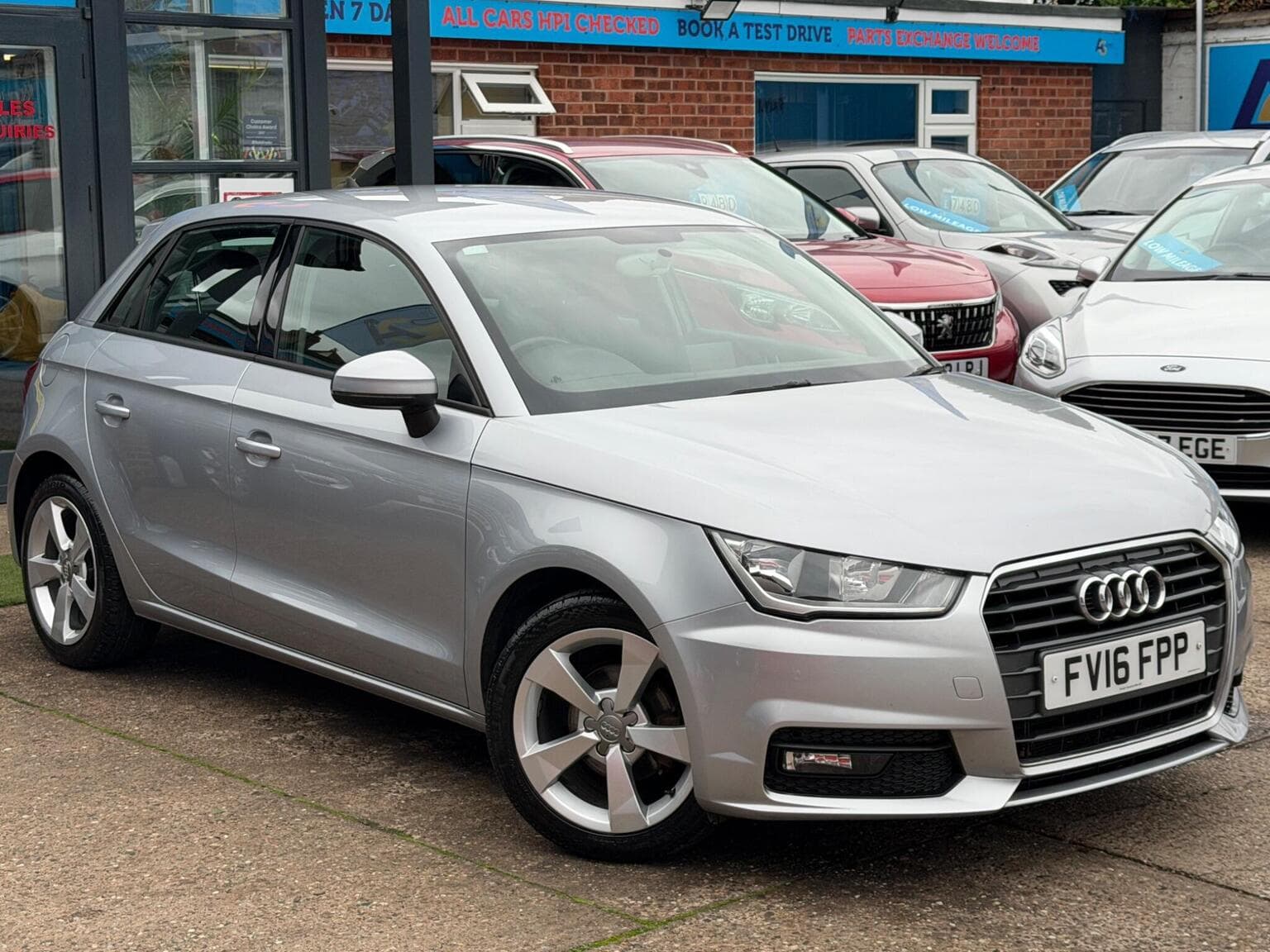 Audi A1 - image 1 of 71