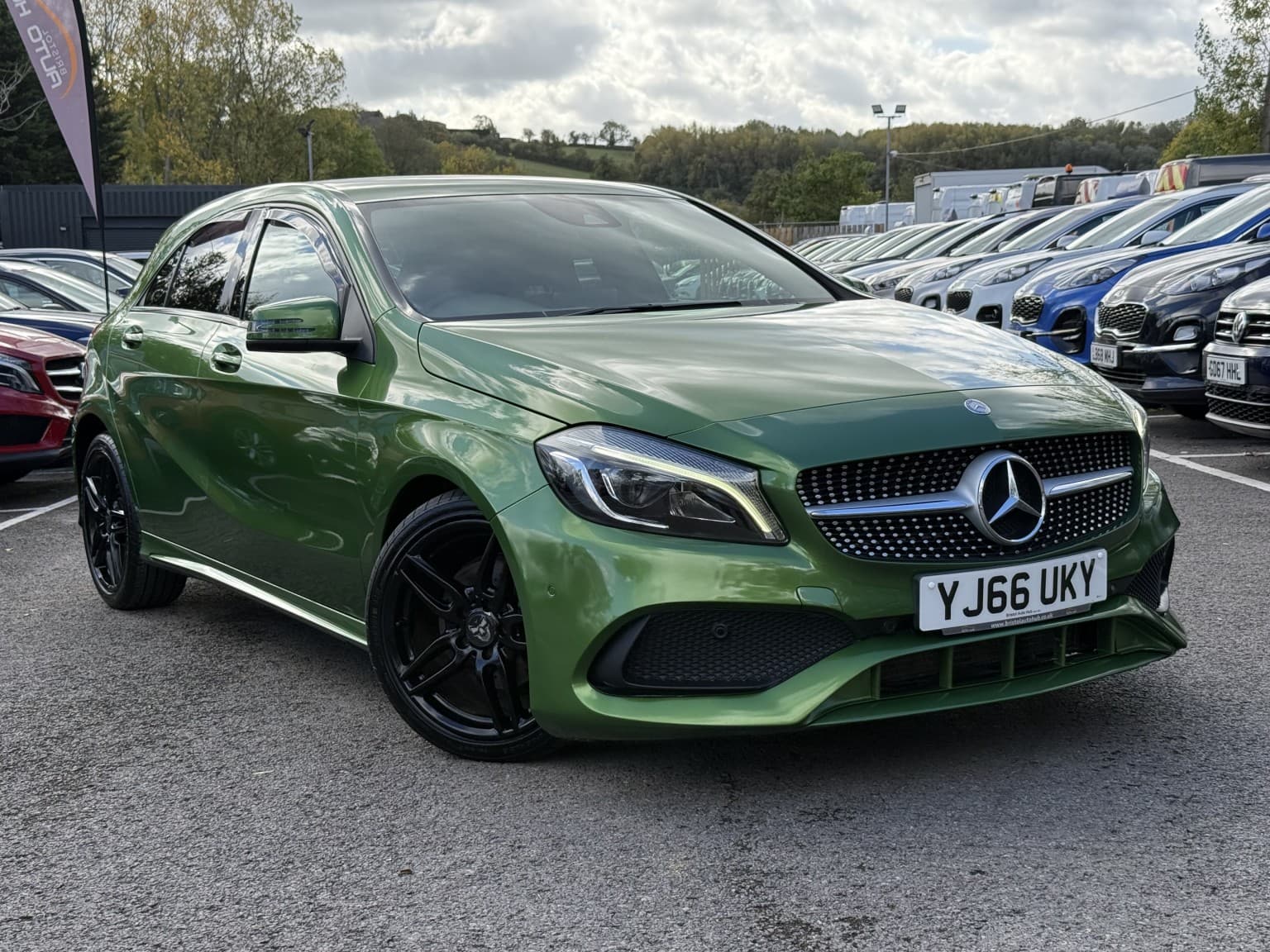 Mercedes-Benz A Class - image 1 of 56