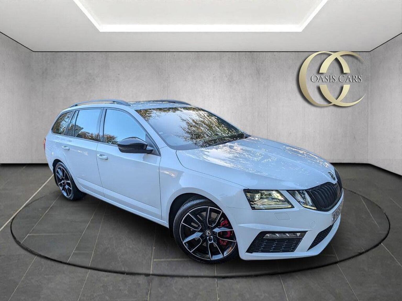 Skoda Octavia - image 1 of 21