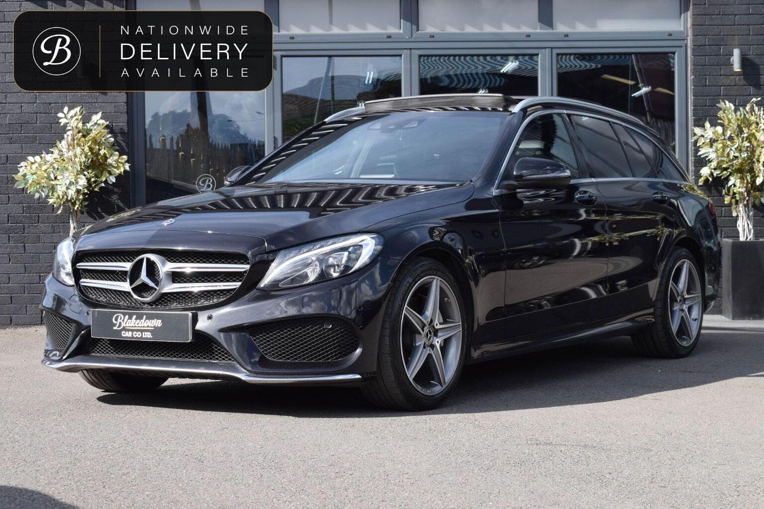 Mercedes-Benz C Class - image 1 of 44