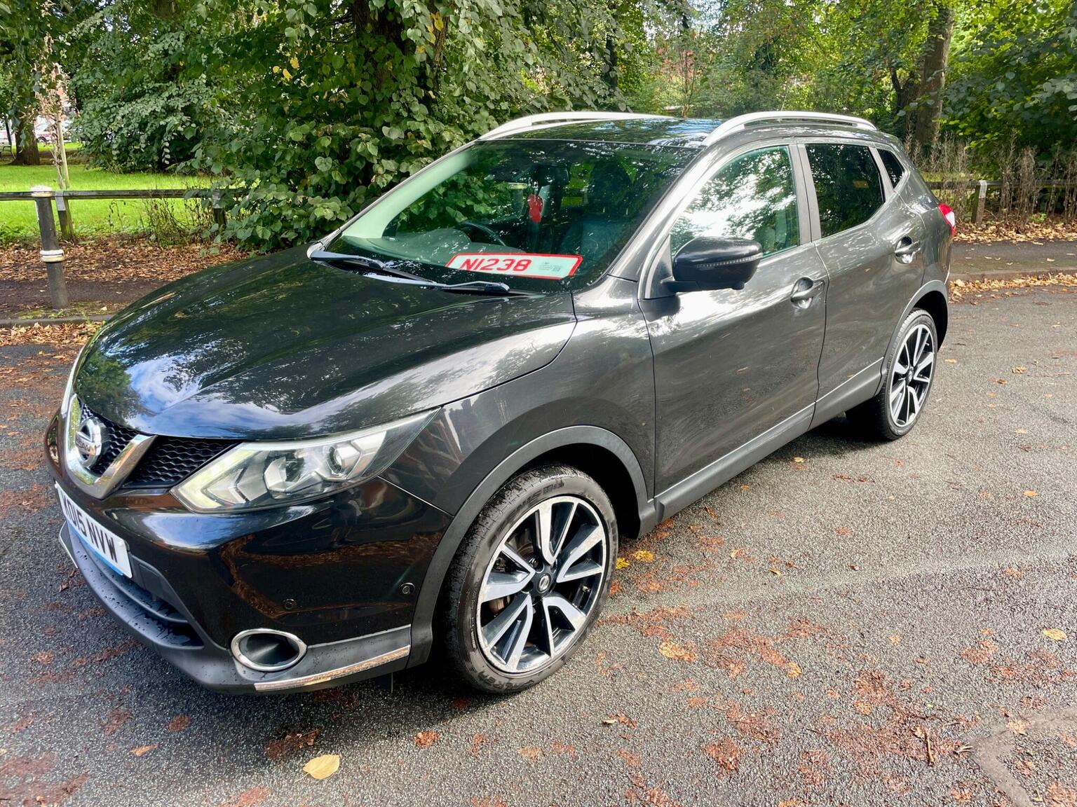 Nissan Qashqai - image 1 of 52