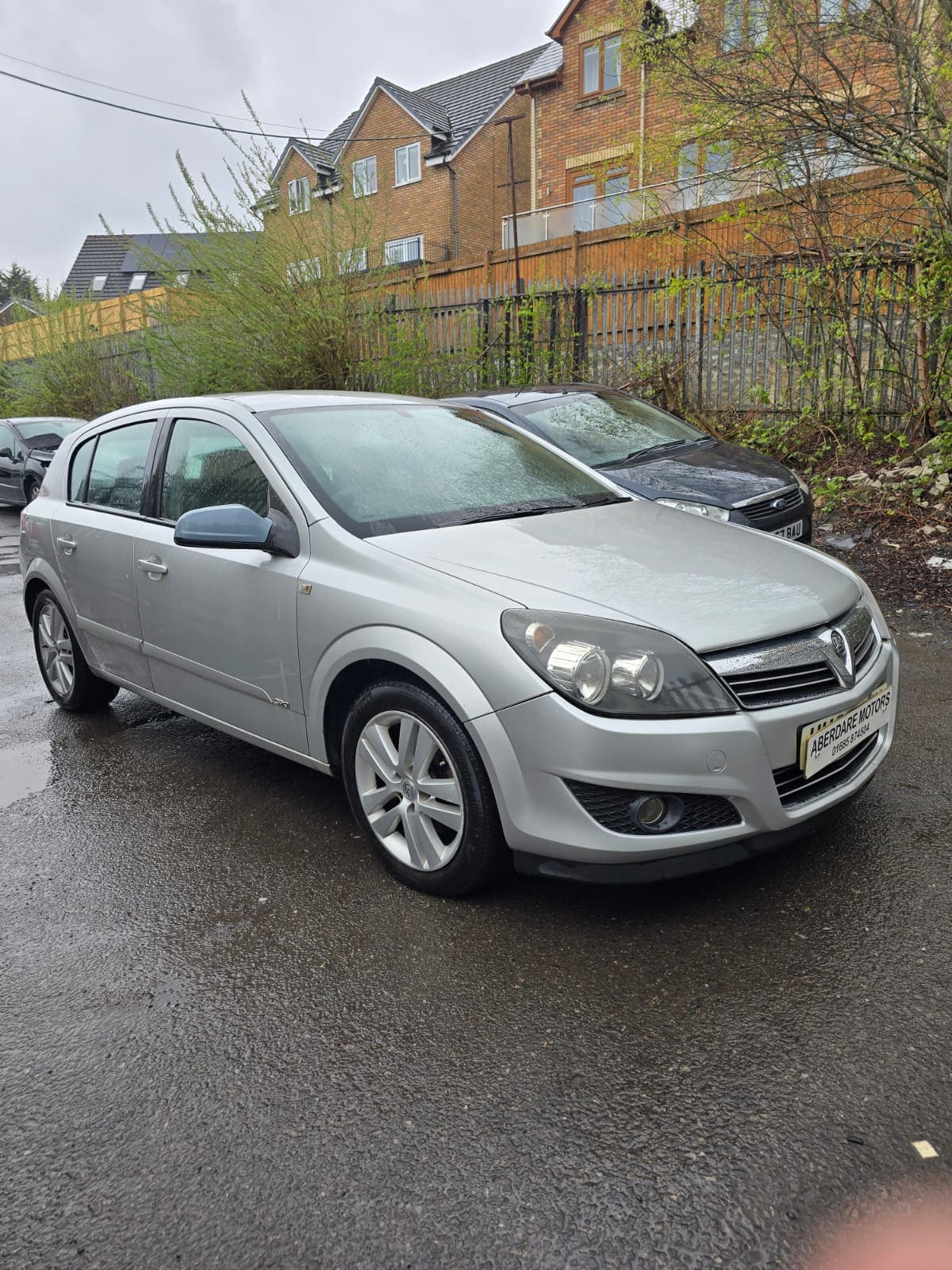 Vauxhall Astra - image 1 of 13