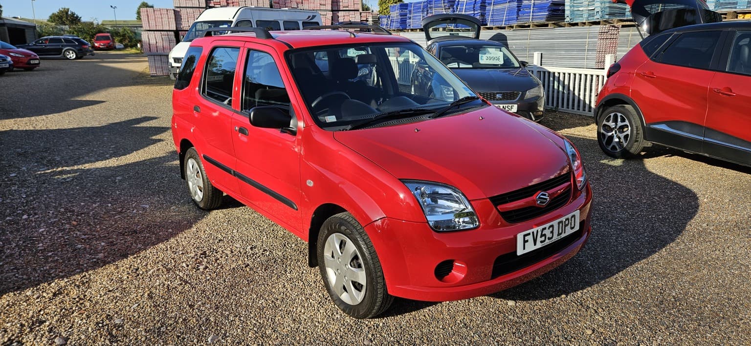 Suzuki Ignis - image 1 of 6