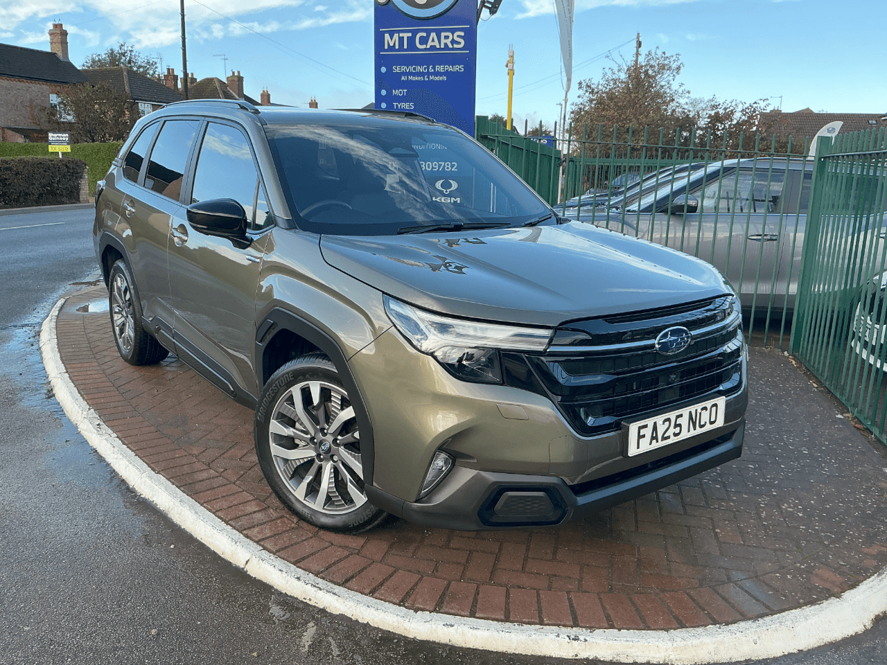 Subaru Forester - image 1 of 28