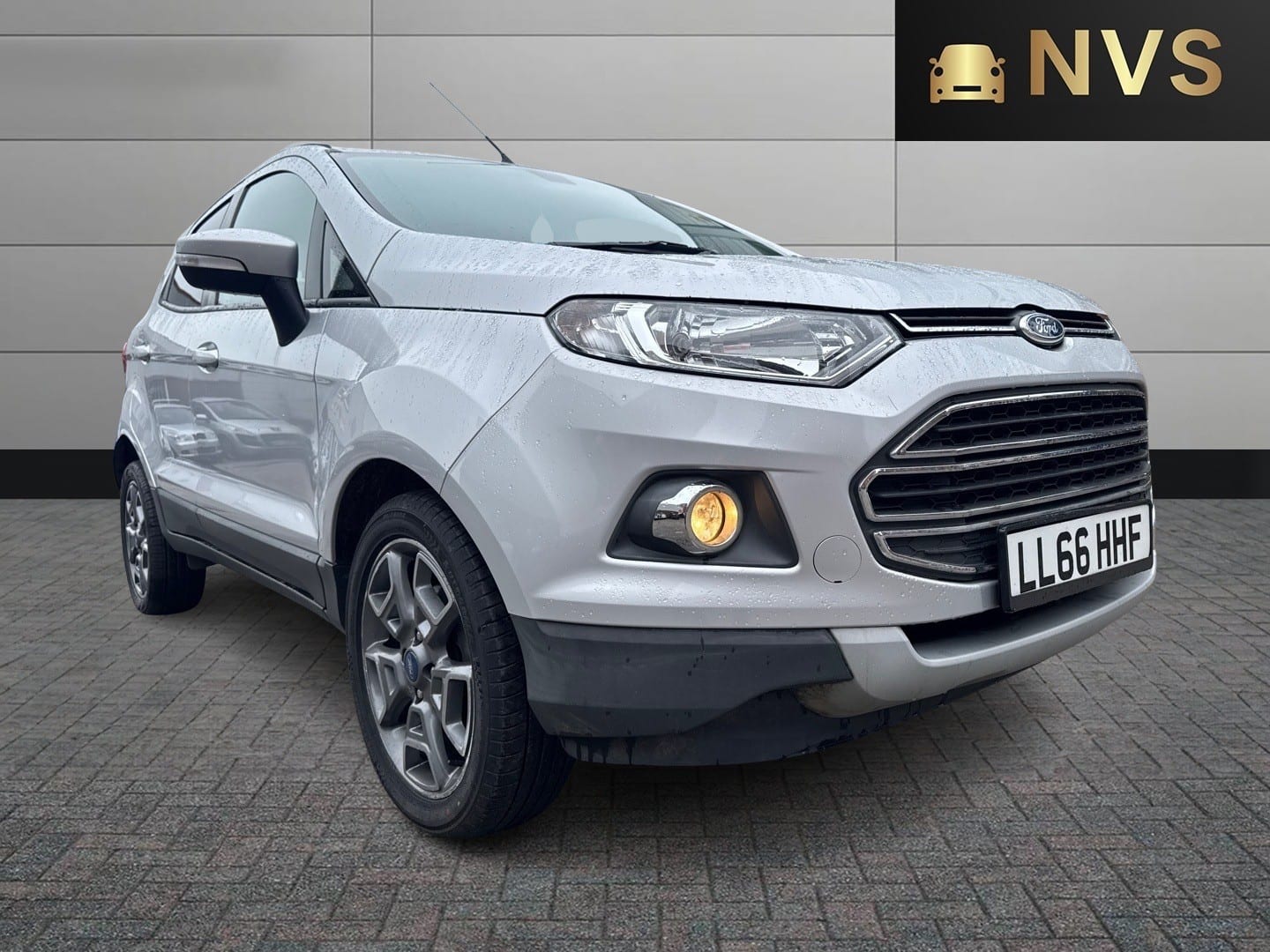 FORD ECOSPORT - image 1 of 12
