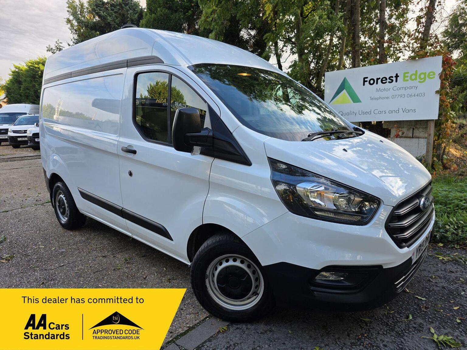 Ford Transit Custom - image 1 of 33