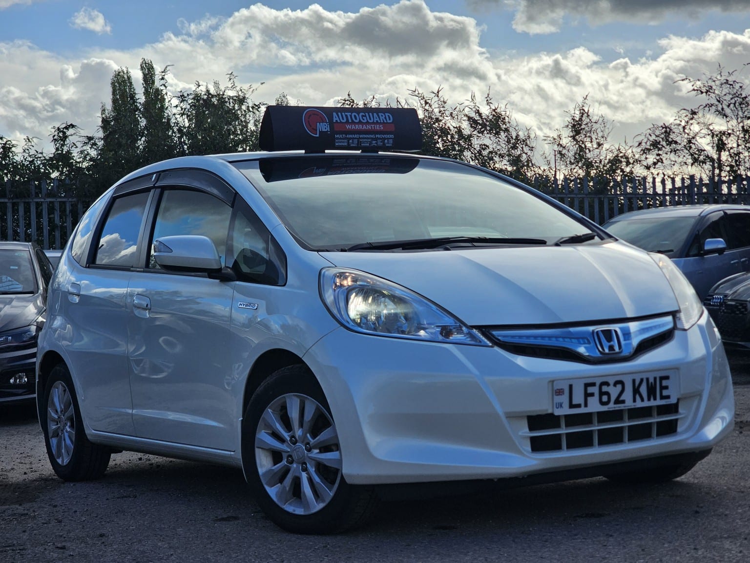 Honda Jazz - image 1 of 32