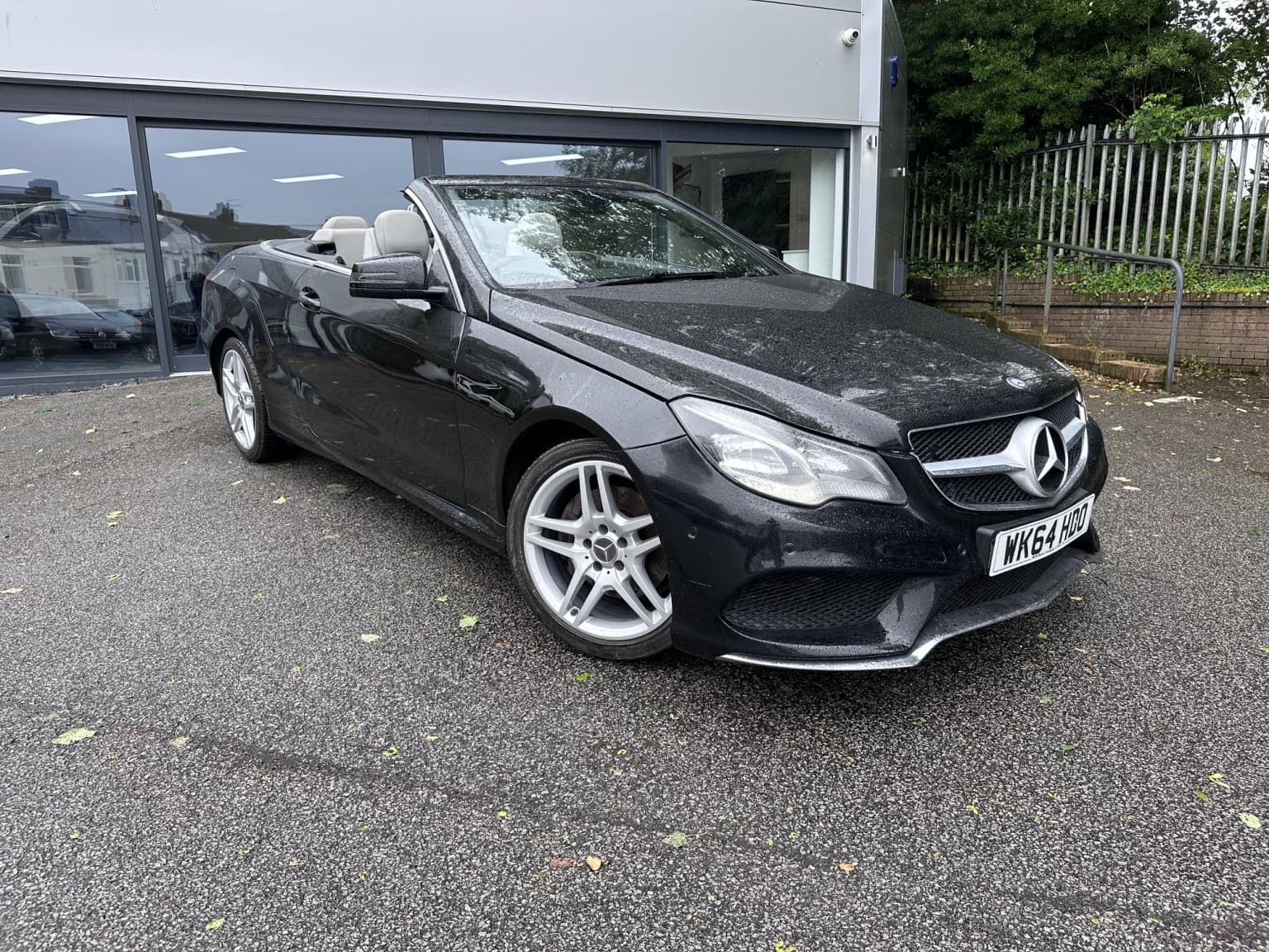 Mercedes-Benz E Class - image 1 of 16
