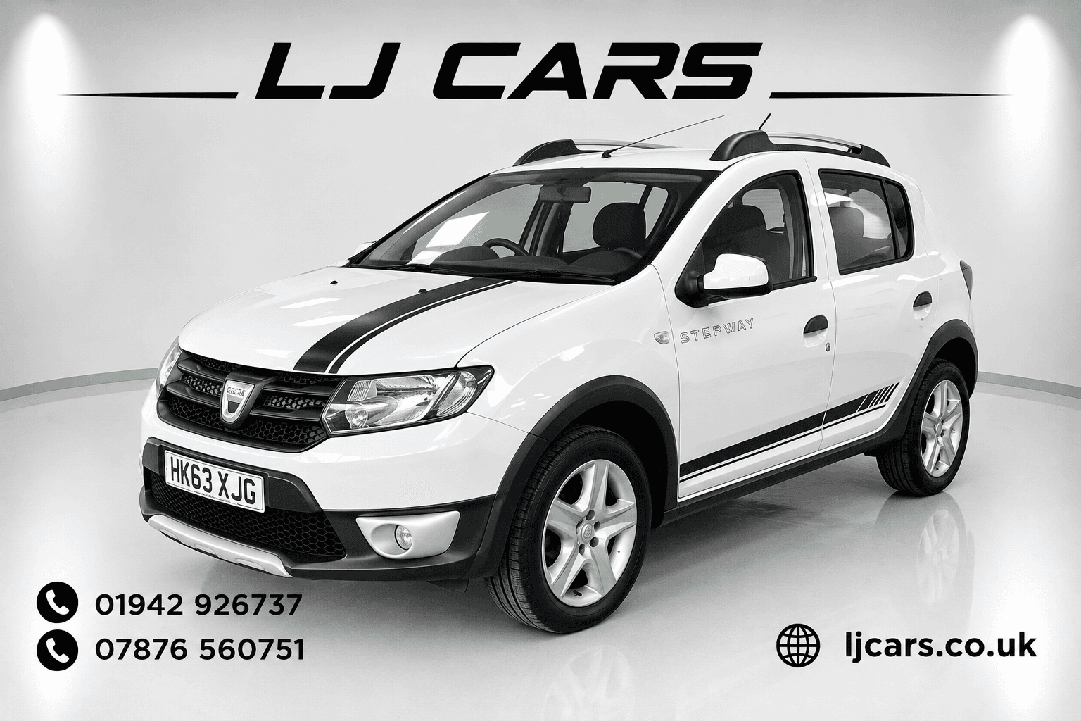 Dacia Sandero Stepway - image 1 of 17