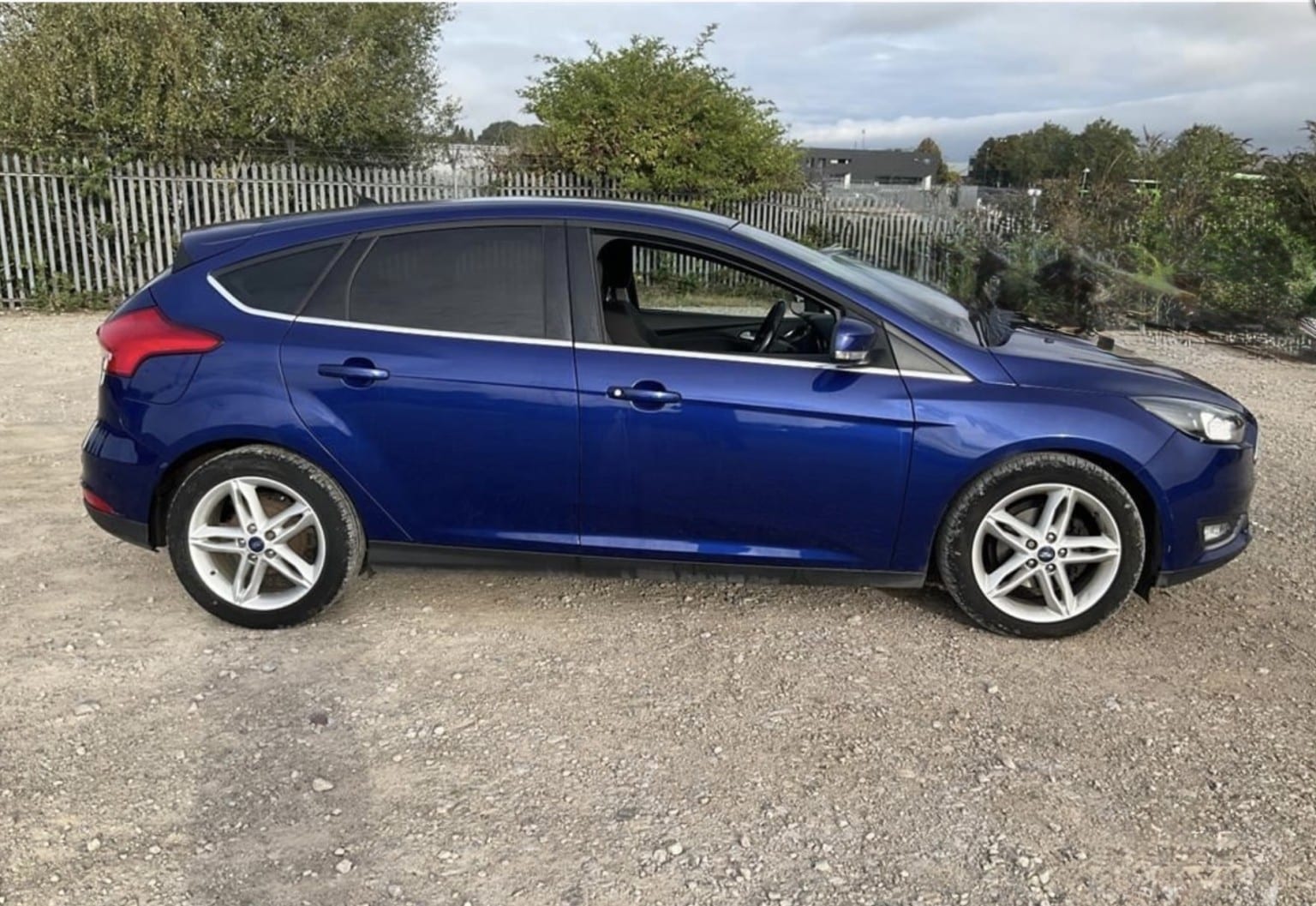 Ford Focus - image 1 of 7