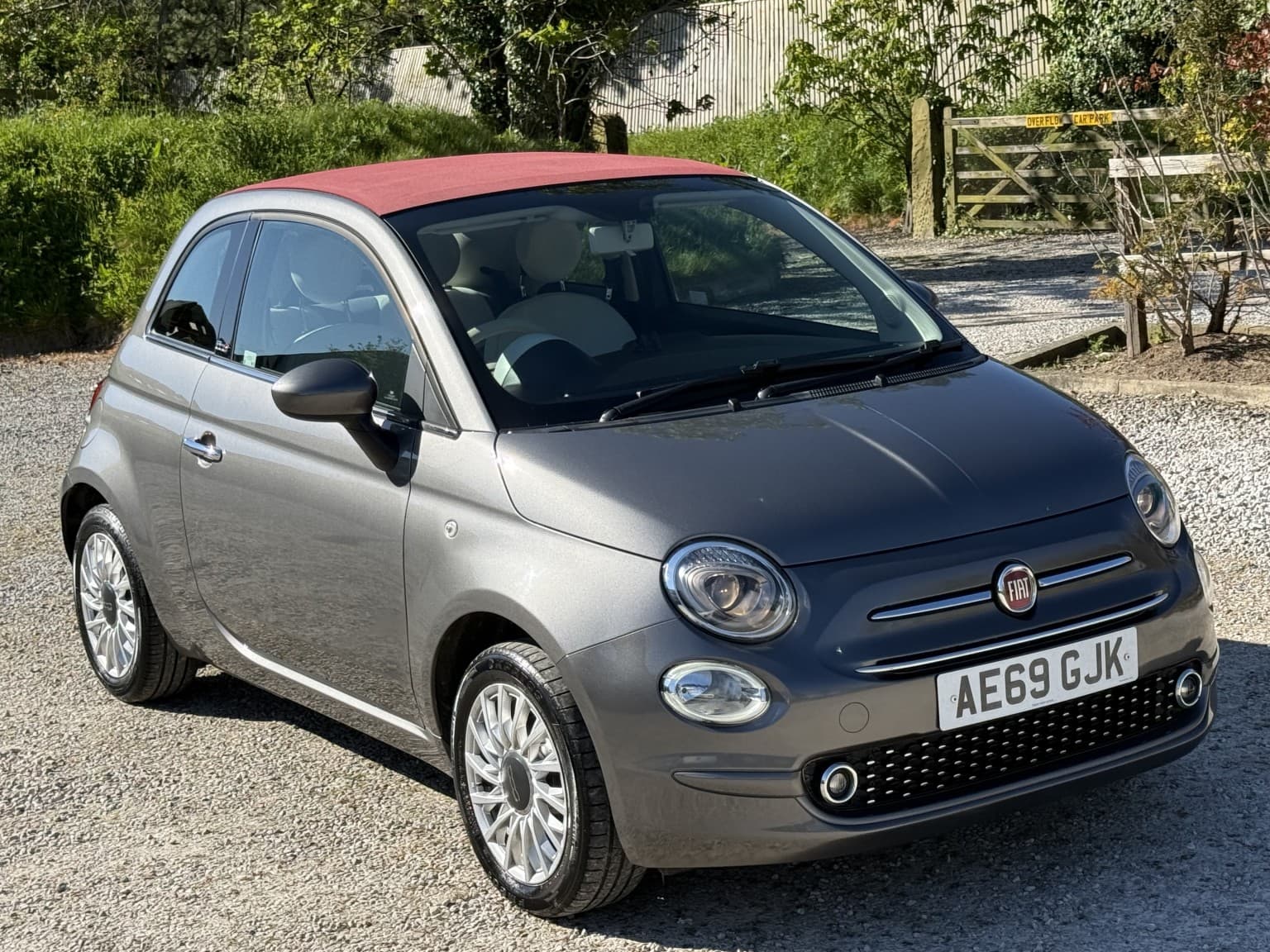 Fiat 500C - image 1 of 15