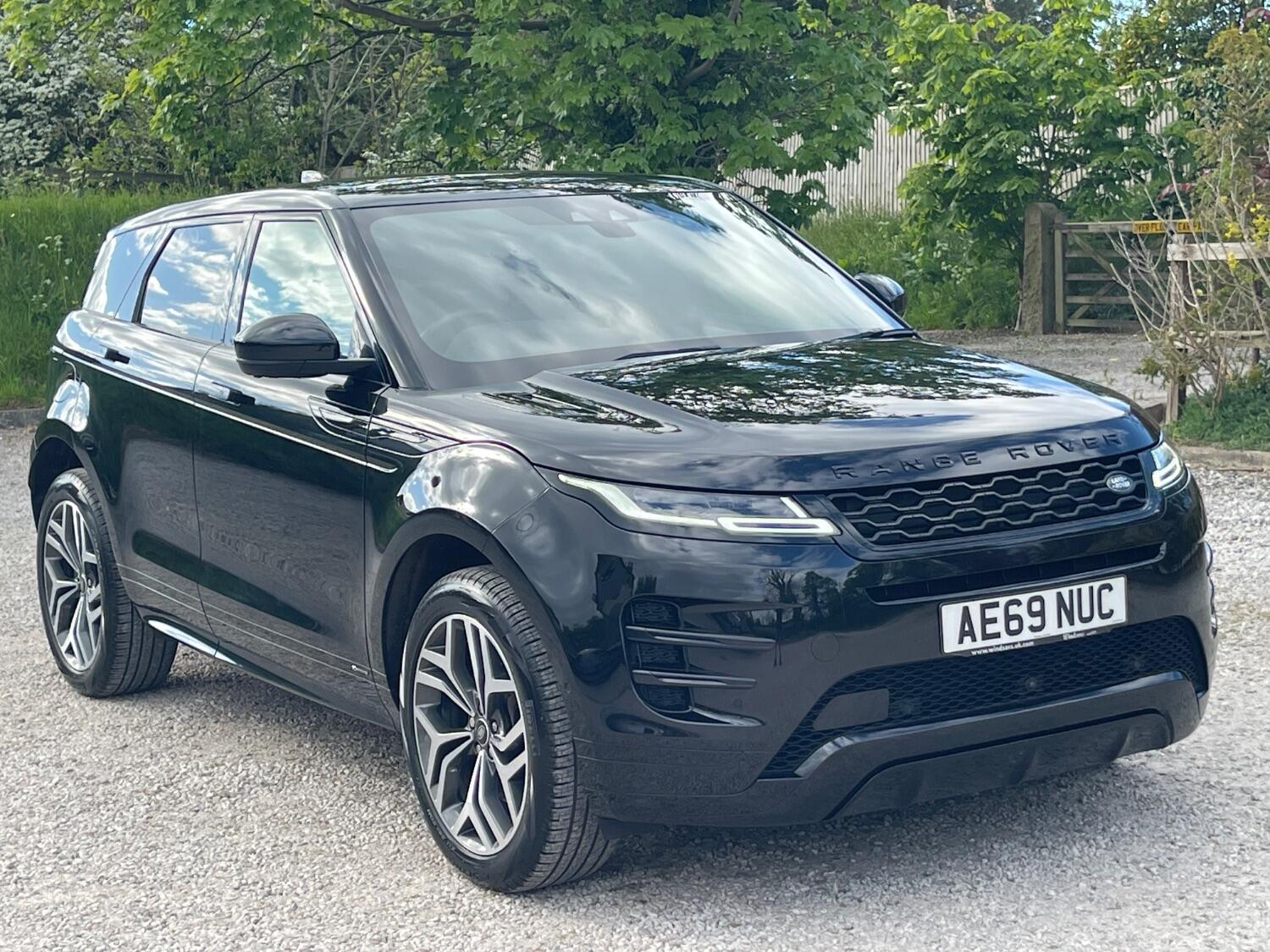 Land Rover Range Rover Evoque - image 1 of 24