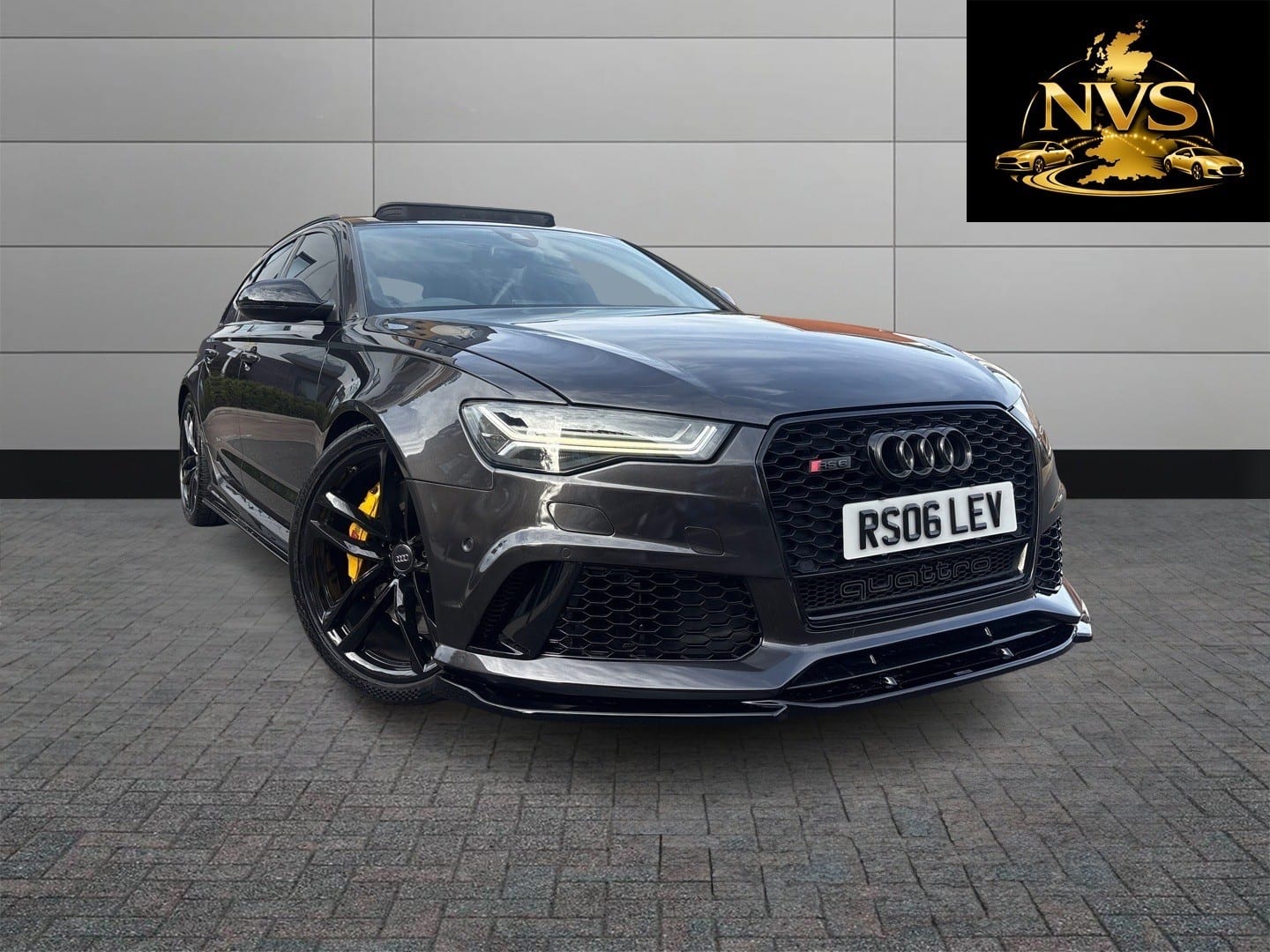 AUDI RS6 AVANT - image 1 of 11