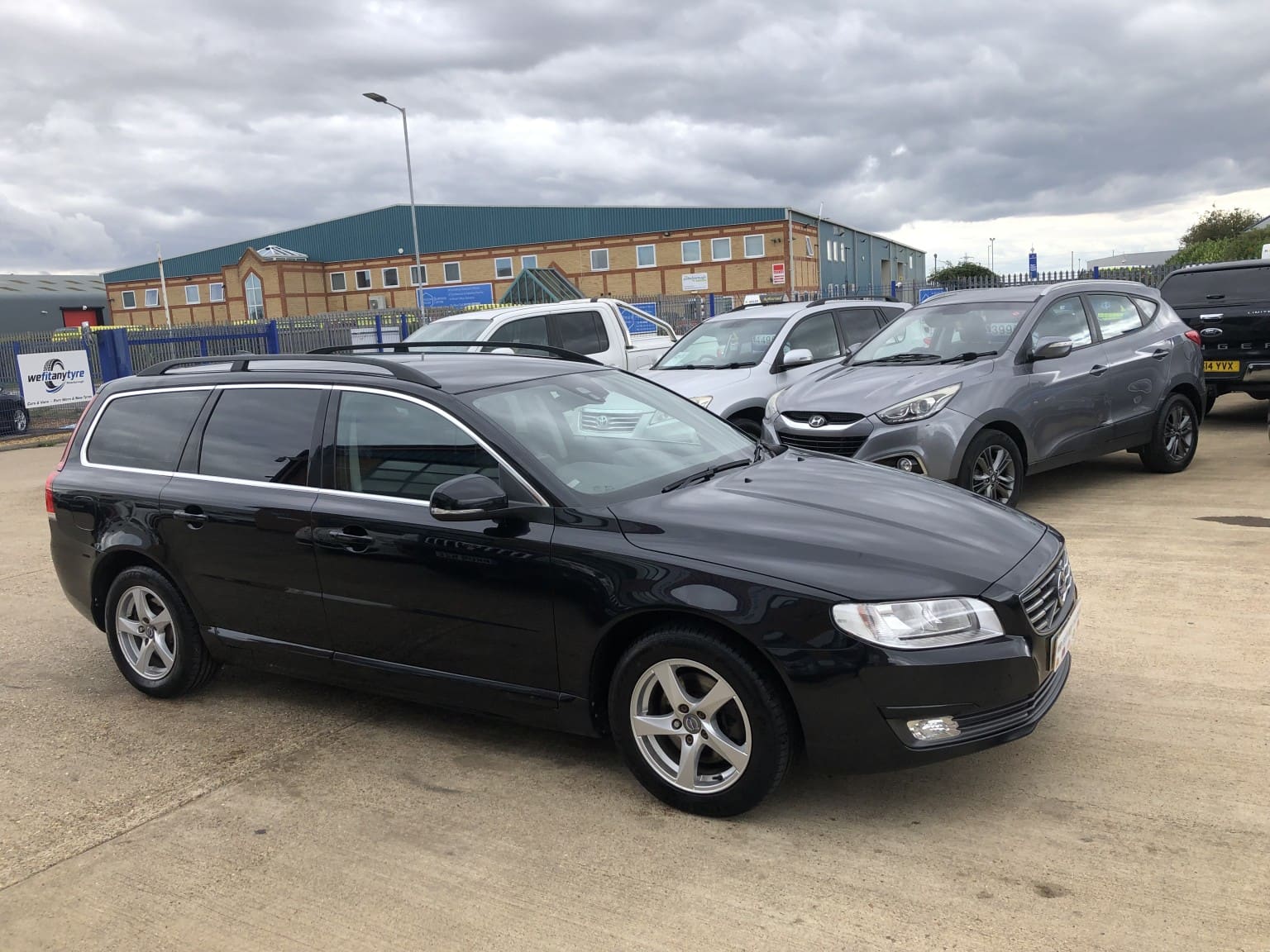 Volvo V70 - image 1 of 1
