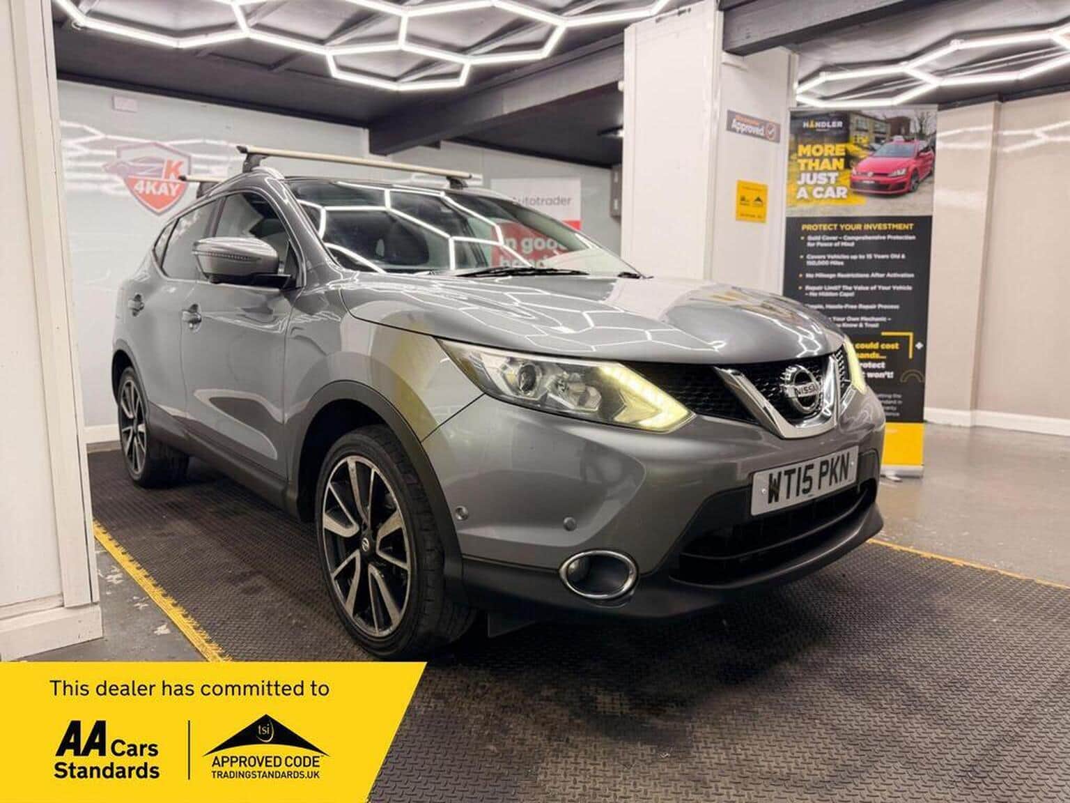Nissan Qashqai - image 1 of 69