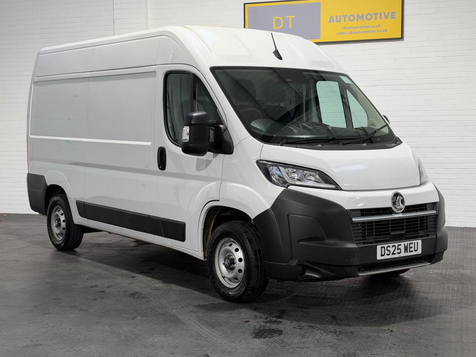 2025 Vauxhall Movano 2.2 CDTi 3500 BiTurbo Prime L2 H2 Euro in white — photo 1 of 97