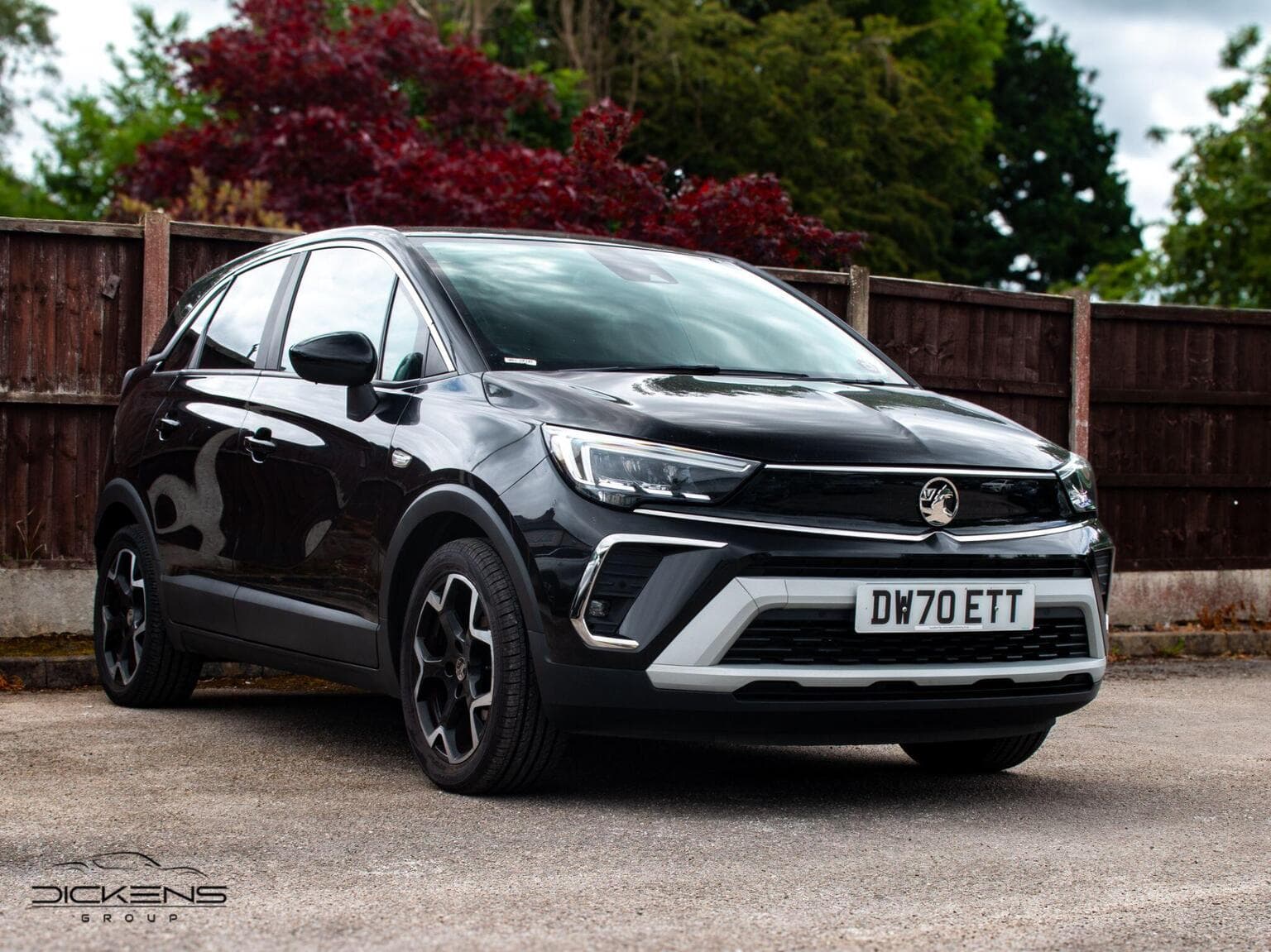 Vauxhall Crossland - image 1 of 29