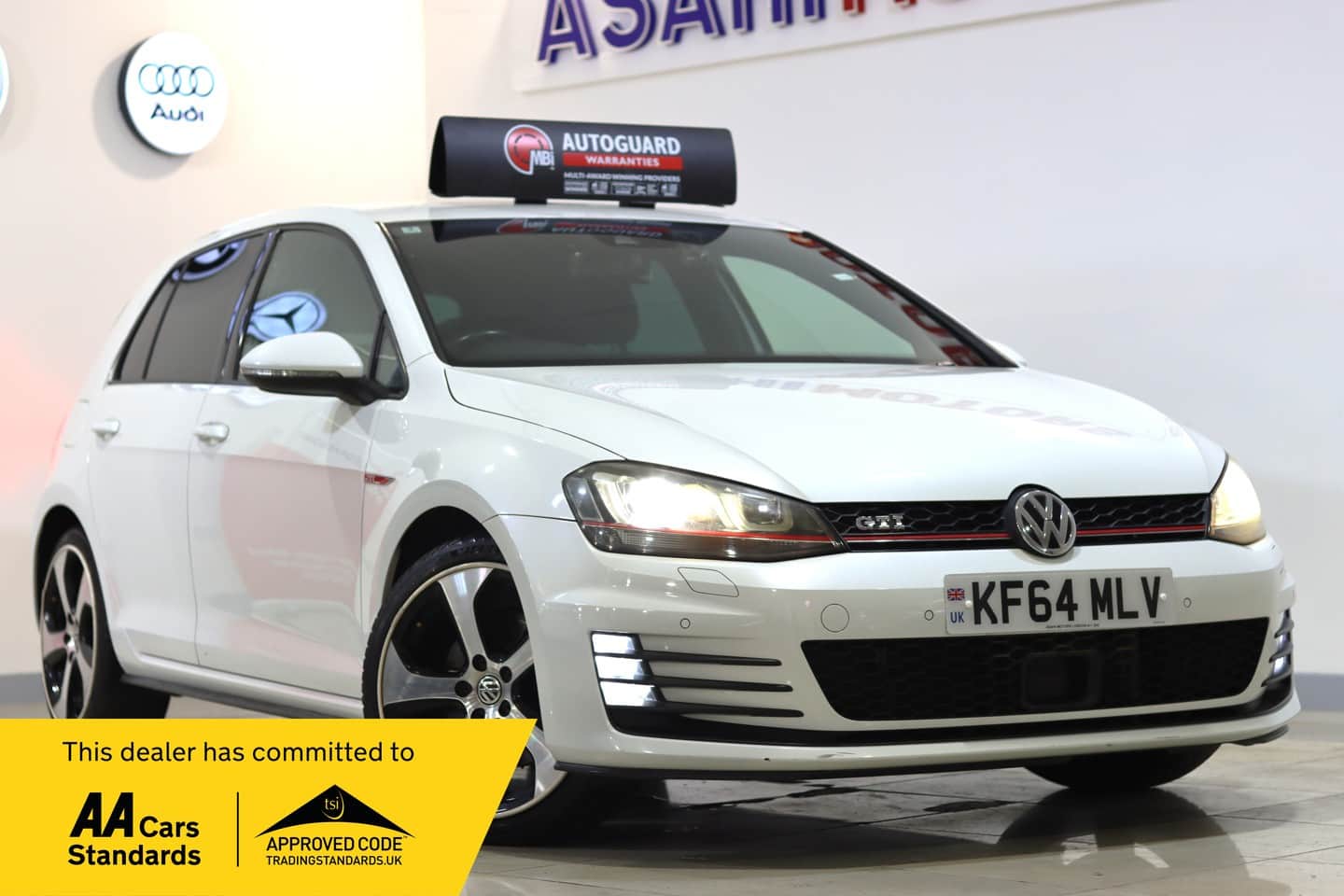 Volkswagen Golf - image 1 of 90
