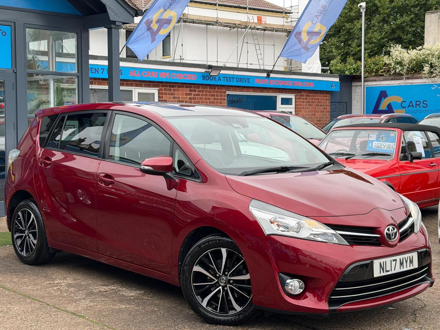 Toyota Verso - image 1 of 76