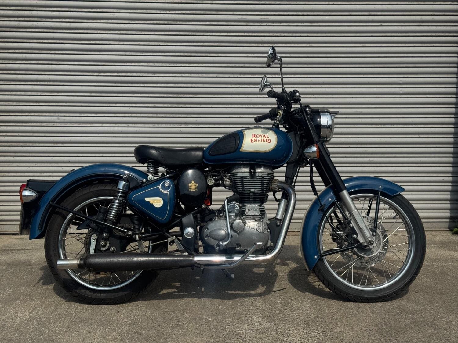 Royal Enfield Bullet - image 1 of 27