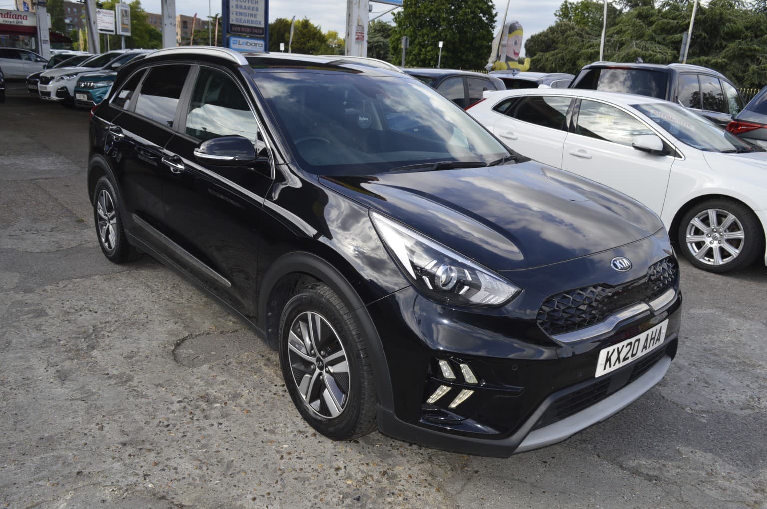 Kia Niro - image 1 of 26