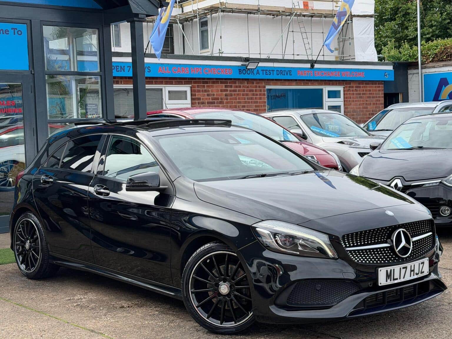 Mercedes-Benz A Class - image 1 of 69