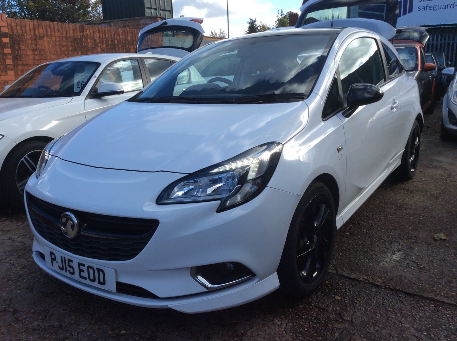 Vauxhall Corsa - image 1 of 26