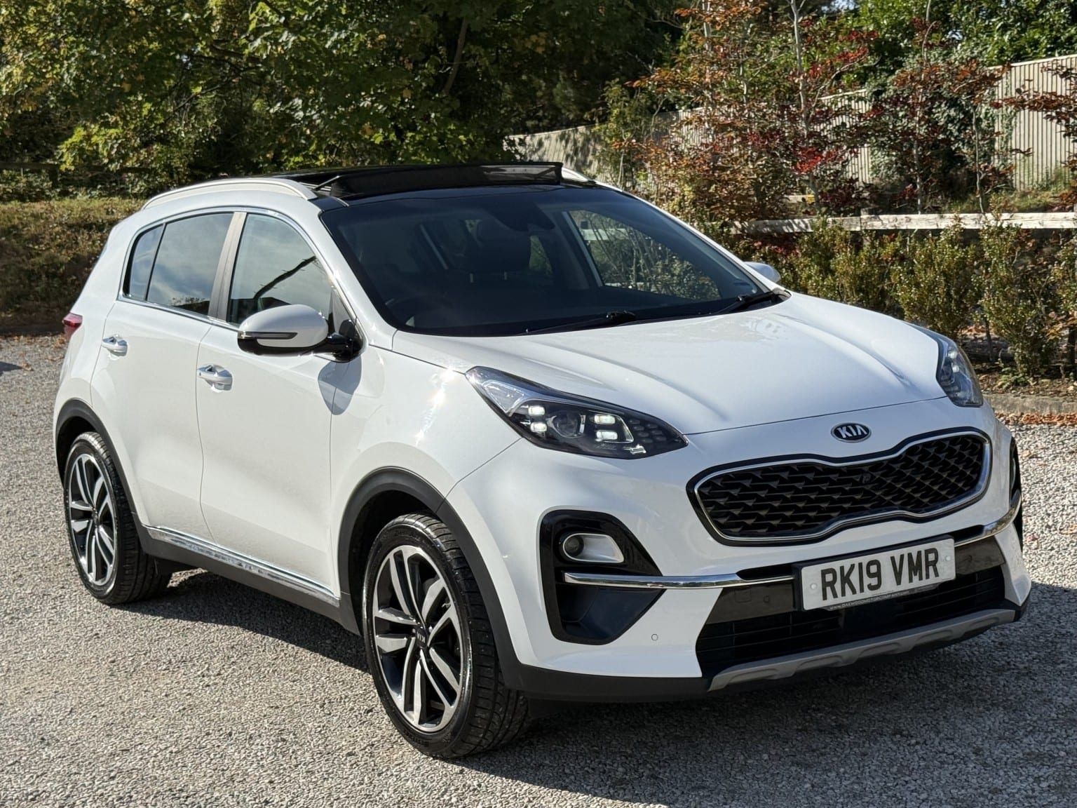 Kia Sportage - image 1 of 28