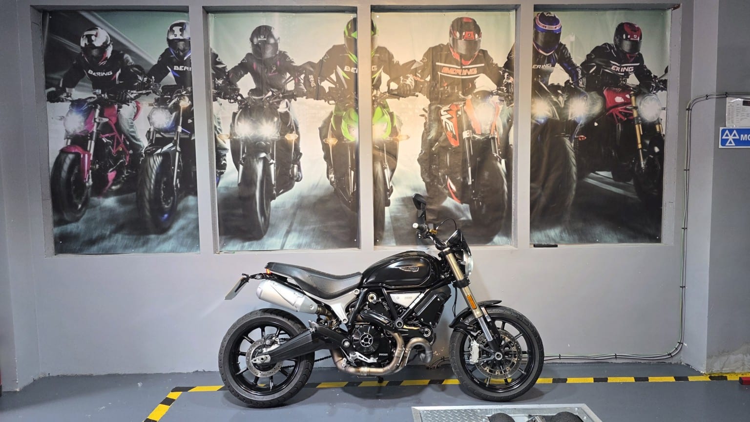 Ducati Scrambler 1100 - image 1 of 45