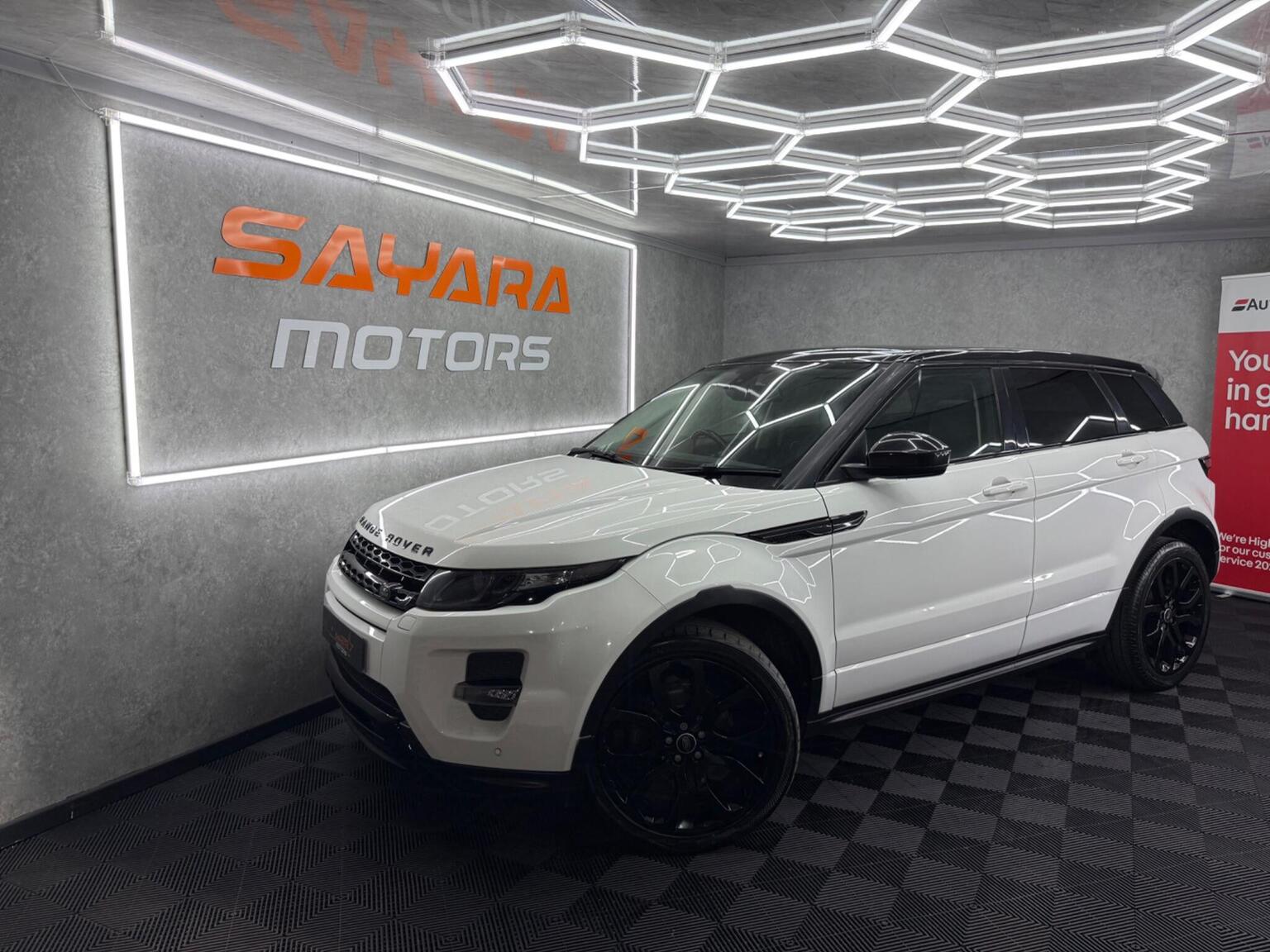 Land Rover Range Rover Evoque - image 1 of 50