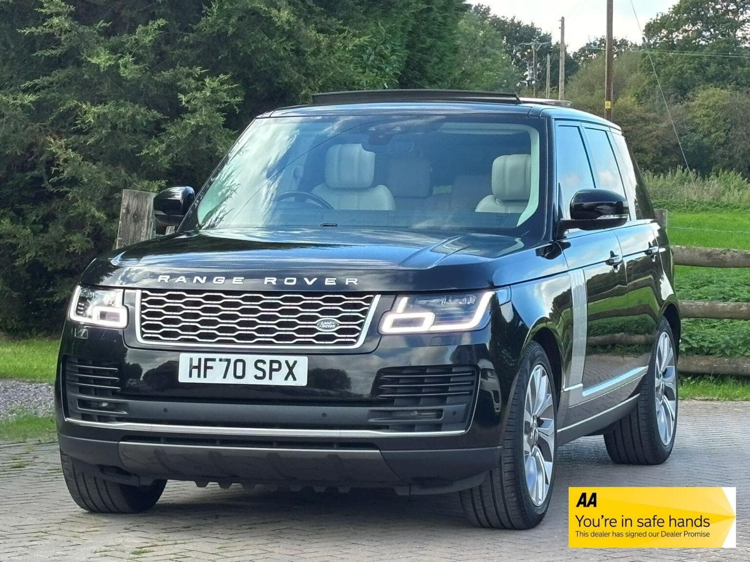Land Rover Range Rover - image 1 of 41