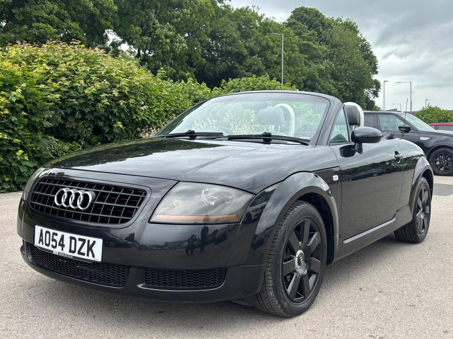 Audi TT - image 1 of 26