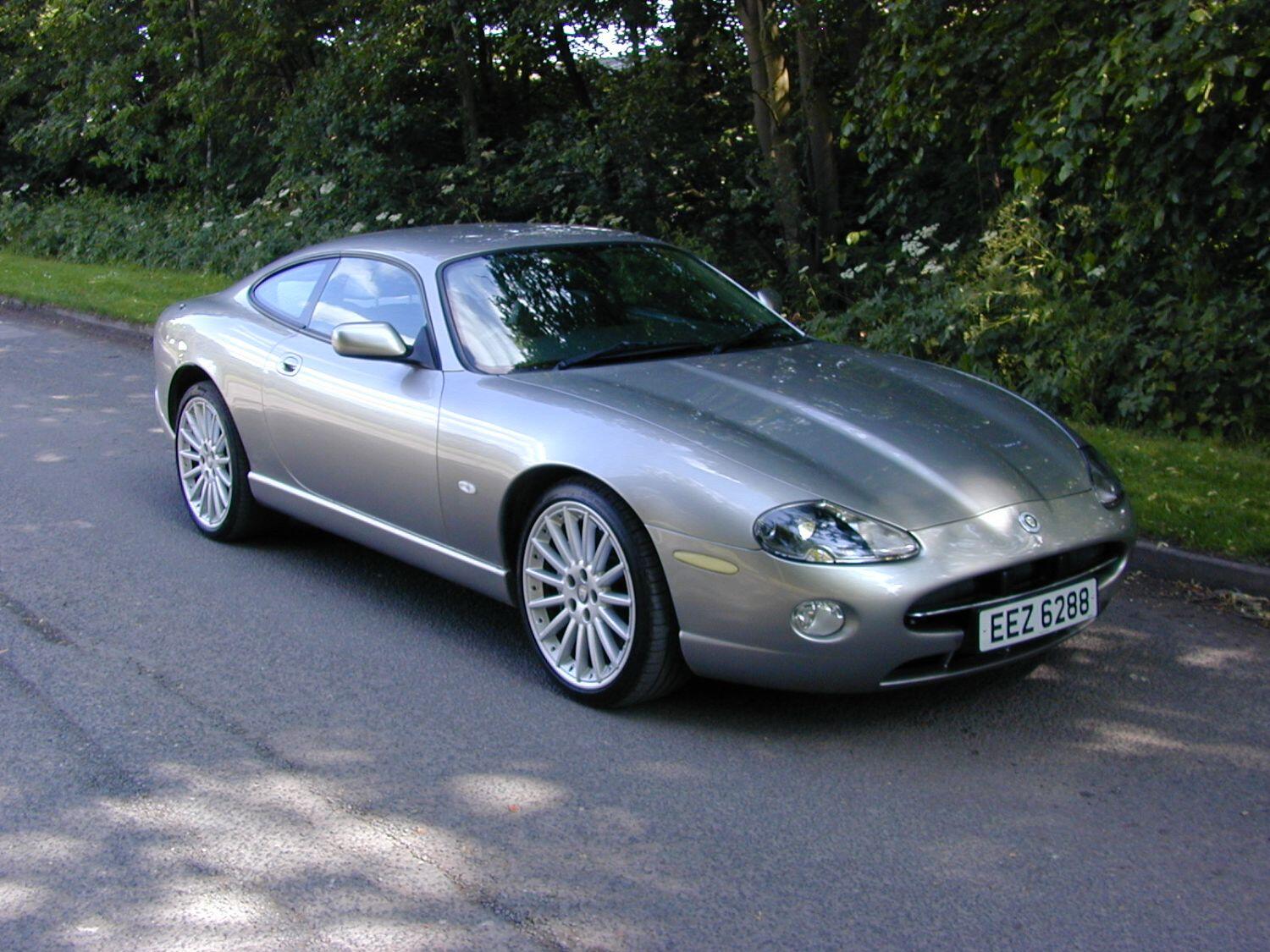 Jaguar XK8 - image 1 of 77